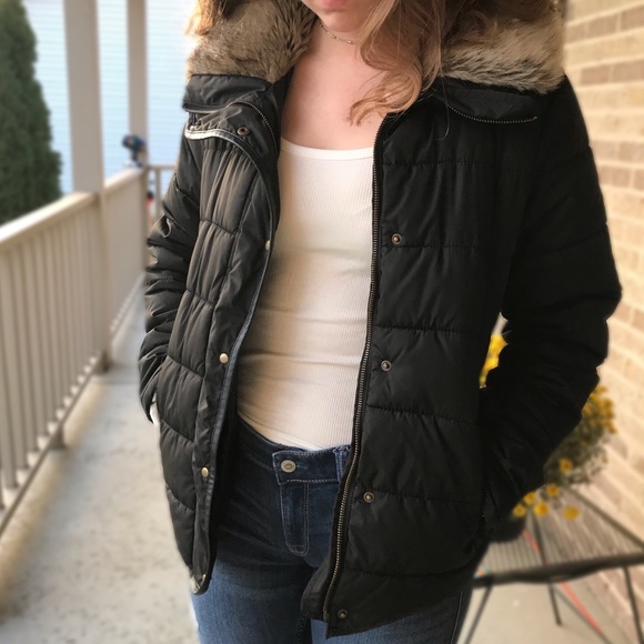 Old Navy Jackets & Blazers - Old Navy Black Puffer Coat